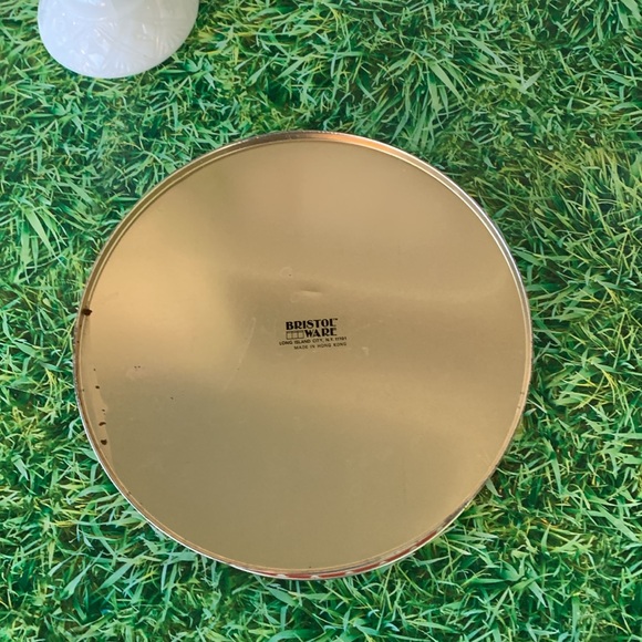 Adorable Mickey and Minnie Mouse cookie tin, vintage condition - Picture 2 of 12